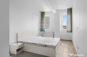 Apartament modern şi spațios cu 3 camere de închiriat ... 