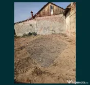 Casă si spatiu comercial cu suprafata de 483 mp 