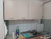 Camera de camin cu baie si bucatarie proprie - zona Tractorul 