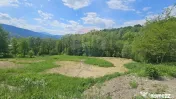 Teren de vanzare cu vedere la Ceahlău și Lacul Bicaz