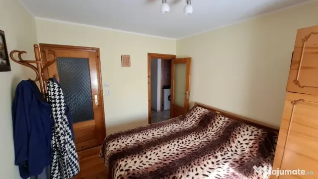 Apartament 3 camere Parter