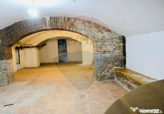 Spațiu comercial de 168mp de vânzare în zona Ultracentral