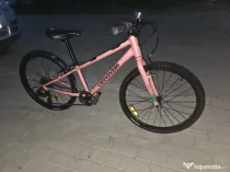 Bicicleta Canondale roz