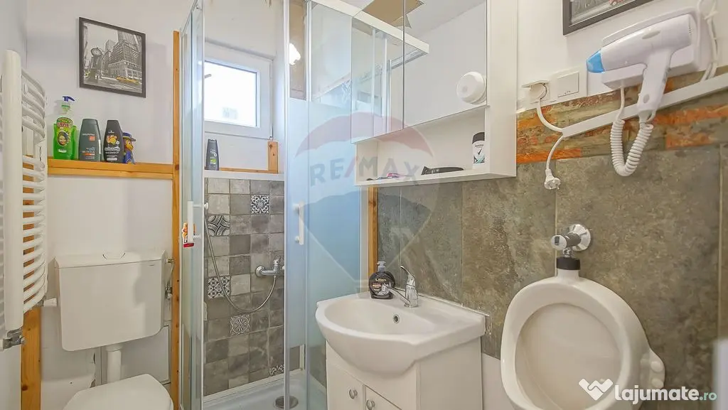 Casă/Cabană din lemn, Complet mobilată, Priveliște su...