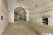 Spațiu comercial de închiriat 550 mp tip pivniță - zo... 
