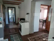 Casă individuală de vânzare în Parța 