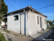 Casă individuală de vânzare în Parța 