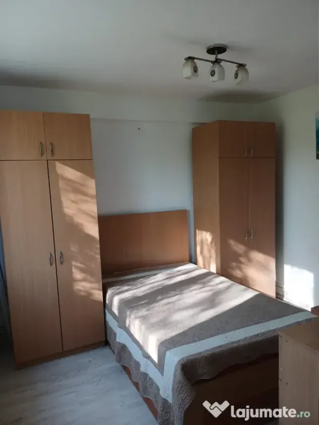 Inchiriez apartament 2 camere Craiova central