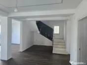 Vila de vanzare in Palazu Mare 