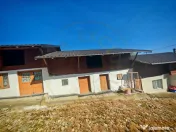 Proprietate 2 case,3 anexe,teren 3.233 m – Dârmănești A 