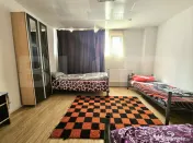 Casa 12 camere, cazare 