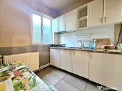 Casa 12 camere, cazare 