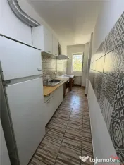 Garsoniera de , etaj 4, zona Capela 