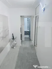 Apartament cu 3 camere, Micalaca, la cheie, etaj 1 