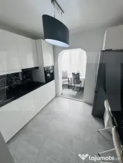 Apartament cu 3 camere, Micalaca, la cheie, etaj 1 