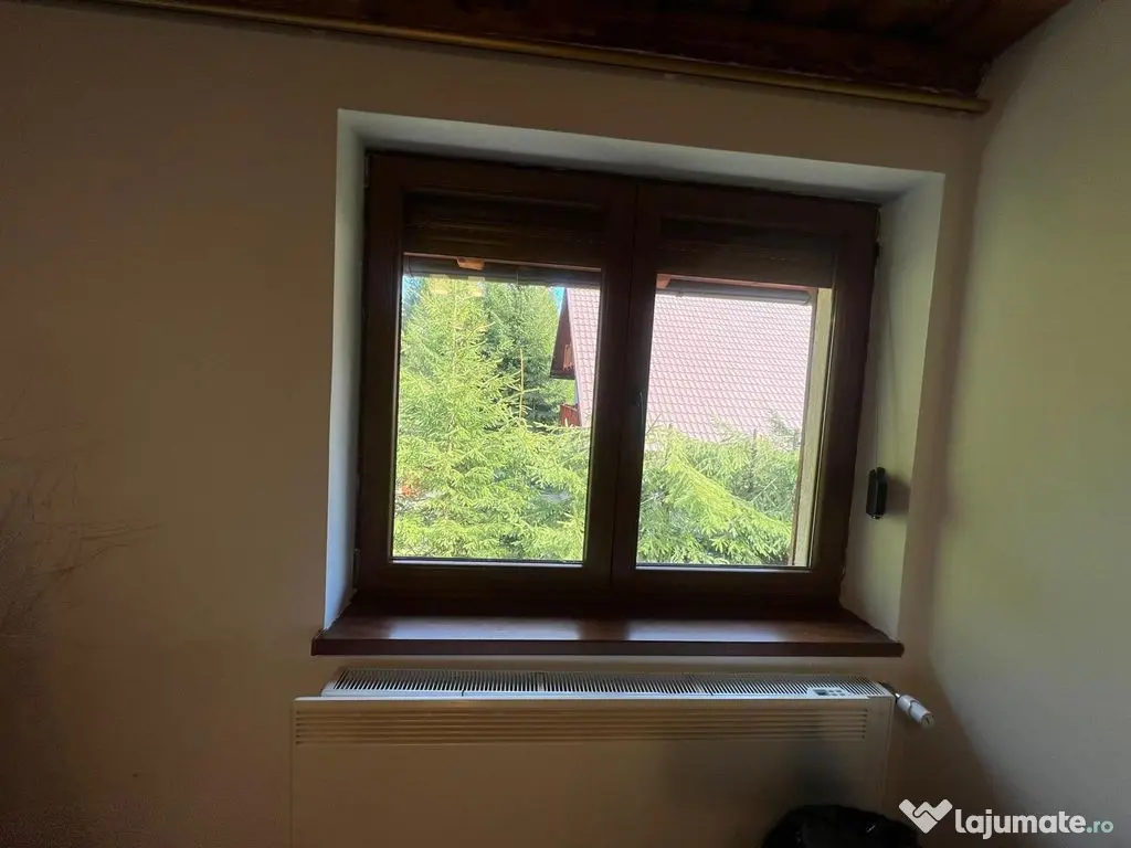 REFUGIU DIN INIMA NATURII,CASA DE VANZARE ,144mp COMANDAU...