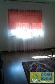 Lazu, vila P+1, 6 camere, mobilata, gaze, inchirieri 