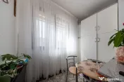 Apartament 3 camere, 82 mp+parcare si boxa-Isaran,Coresi 