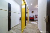 Apartament 3 camere, 82 mp+parcare si boxa-Isaran,Coresi 