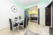 Isaran Coresi-Apartament 3 camere 82 mp loc de parcare si... 