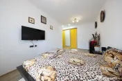 Isaran Coresi-Apartament 3 camere 82 mp loc de parcare si... 