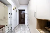 CORESI - Isaran | 3 camere 82 mp loc de parcare si boxa 
