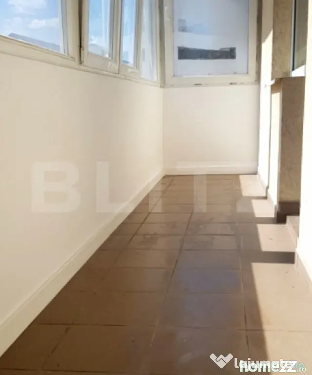 Apartament cu 3 camere, 59 mp, etajul 1, parcare cu CF, zona - Floresti (Cluj)