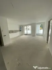 Apartament 3 camere, 88 mp, zona Central 