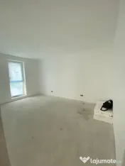 Apartament 3 camere, 88 mp, zona Central 