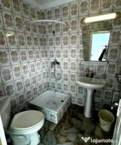 Casă de vânzare 7 camere, 300 mp utili, teren 839 mp, zon? 