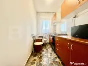 Apartament 2 camere, semidecomandat, mobilat, cu loc de parc 