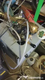 Vând dozator de bere ,vitrine etc 