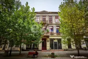 Apt 2 camere, 2 boxe mari, in Centrul Istoric 