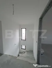 Vilă modernă într-un cartier exclusivist-10 minute de Tim 