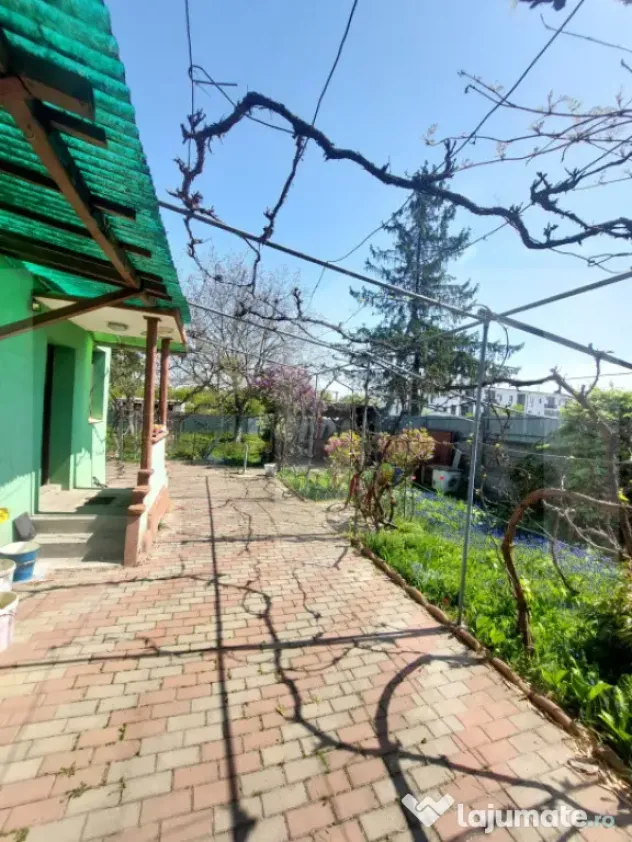 Casă spațioasă, zona Grădiște