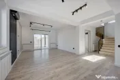 CASA TIPLA, Racordata la toate Utilitățile ! Domnești ! 
