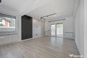 CASA TIPLA, Racordata la toate Utilitățile ! Domnești ! 