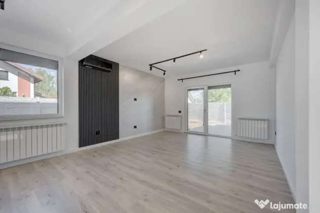 CASA TIPLA, Racordata la toate Utilitățile ! Domnești !