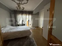 Apartament 3 camere, decomandat, 66.3 mp, zona Catedrala