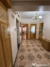 Apartament 3 camere, decomandat, 66.3 mp, zona Catedrala 