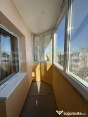 Apartament 3 camere, decomandat, 66.3 mp, zona Catedrala 