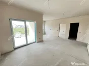 Apartament 3 camere balcon terasa parcare boxa zona Brana Se 