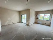 Apartament 3 camere balcon terasa parcare boxa zona Brana Se 