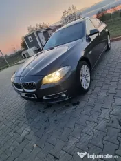 BMW Seria 5 520d Aut. Luxury Line 