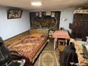 Casă de vânzare în zona Câmpulung înconjurată de na... 