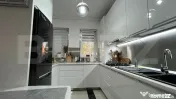 Apartament 2 camere în zona de dealuri, cu centrală propri 