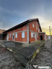 Duplex 4 camere 2 bai 89000euro 