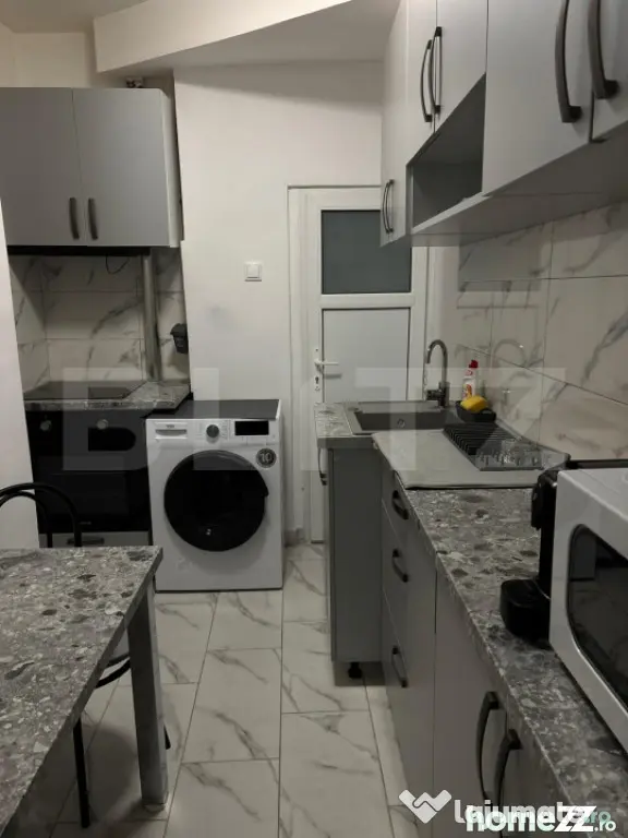 Garsoniera, 40 mp, ULTRACENTRAL - sistem activ AIRBNB - - Ploiesti (Prahova)