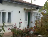 Casă bătrânească cu teren generos – 1.807 mp, Tulburen 