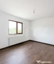 Casa moderna cu 210 mp utili, terase inchise si finisaje pre 